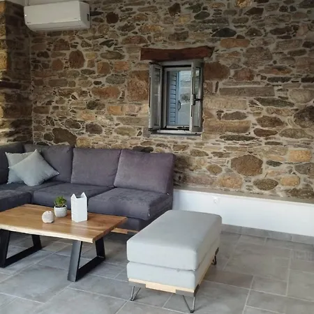 Karystos Chora Suites Exterior photo