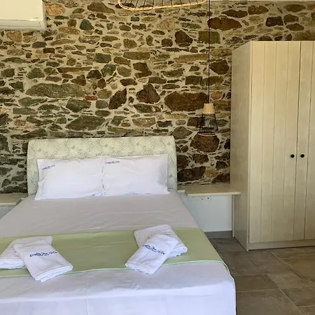 Karystos Chora Suites Exterior photo